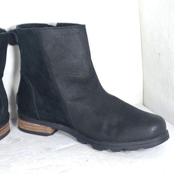 Sorel Women’s Emilie II US 7 Black Suede Leather Side Zip Ankle Boots Booties - Picture 5 of 14